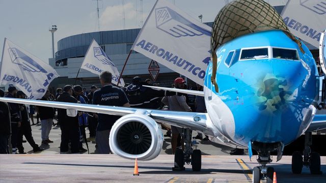 Conflicto en puerta en Aerolíneas por nuevos horarios de trabajo «flexibles»