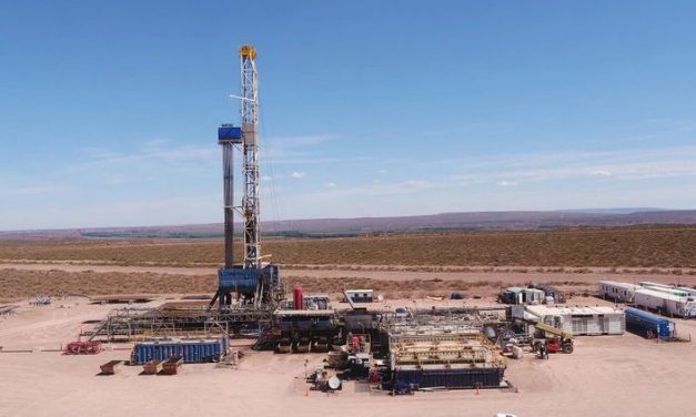 La Producción de Petróleo sigue lejos de su máximo histórico