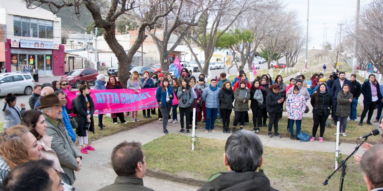 Quedó inaugurado el Paseo de la Diversidad en avenida Rivadavia