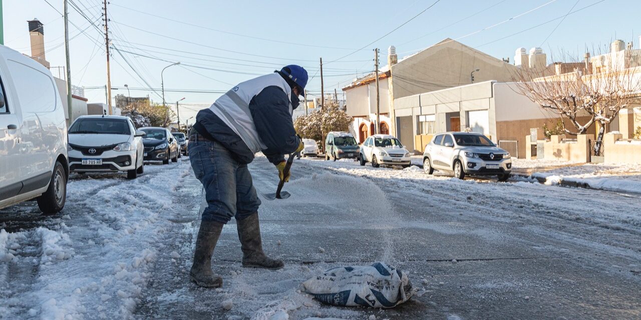 El Municipio incrementa los trabajos tras el temporal de nieve