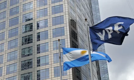 Juicio por YPF: la Justicia de EEUU ratificó que la Argentina puede ser pasible de embargos a partir de hoy