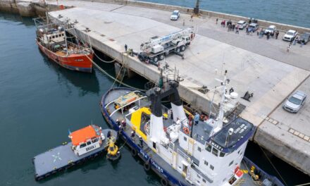 Fue instalada la boya oceanográfica en las aguas del Golfo San Jorge